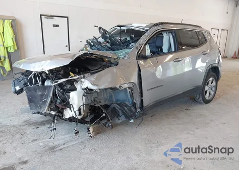 2019 Jeep Compass North из США, поврежденный, VIN 3C4NJDBB1KT622637